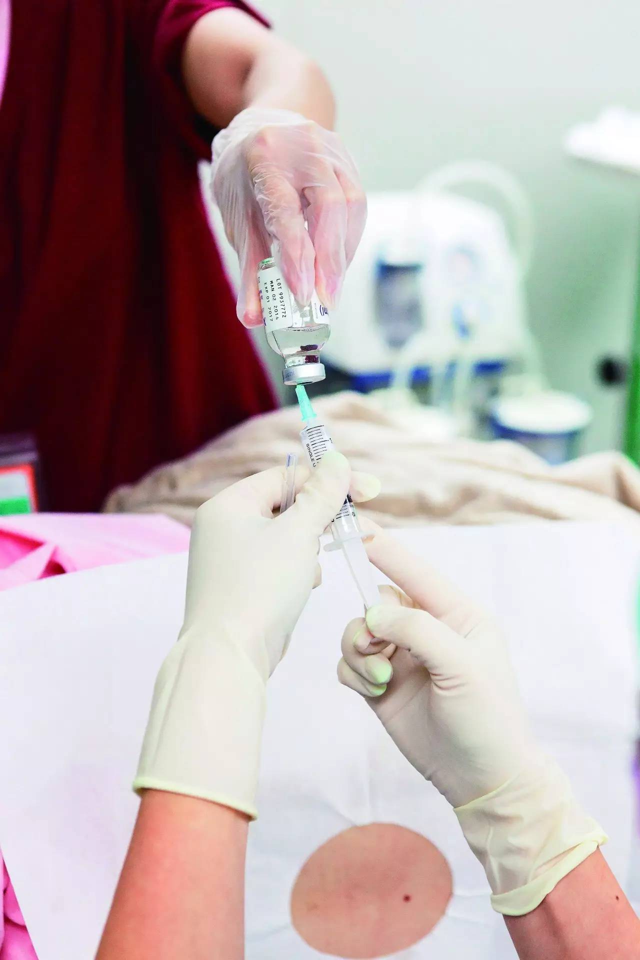 剖宫产后伤口痛怎么缓解,剖宫产后伤口太疼了要怎么缓解