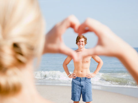 6个迹象表明：女生愿意与你同床共枕