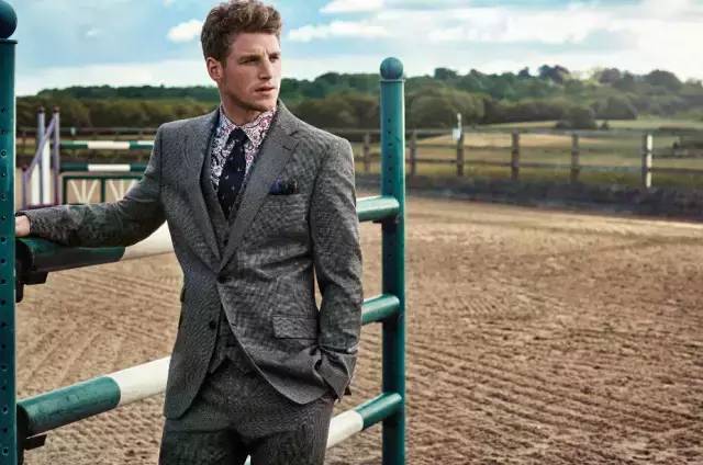 还去什么英国！在新街口逛3个小时，等于在英国待了100多年！