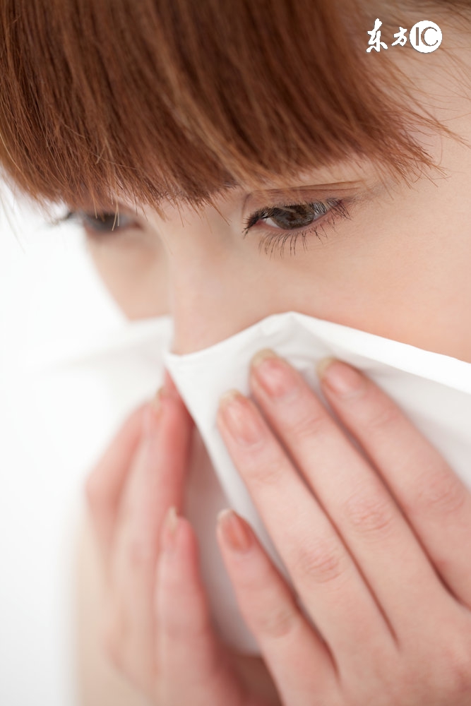 身上起“痘痘”还掉白皮，抹啥药都不管用，原来这是特殊的牛皮癣