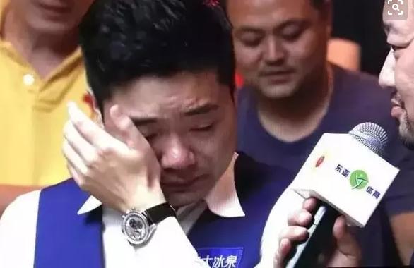 2016中国体坛神之人物，丁俊晖从地狱到天堂，然后再回到地狱