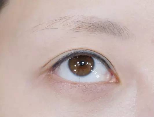 眉毛稀疏怎么画眉好看,眉毛短的女人怎样画眉