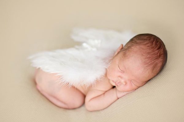 新生儿三种常见生理现象,新生儿特殊的生理现象