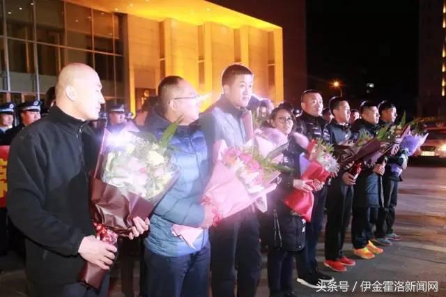 一场映客引发的血案伊旗“12.08”专案组民警凯旋（组图）