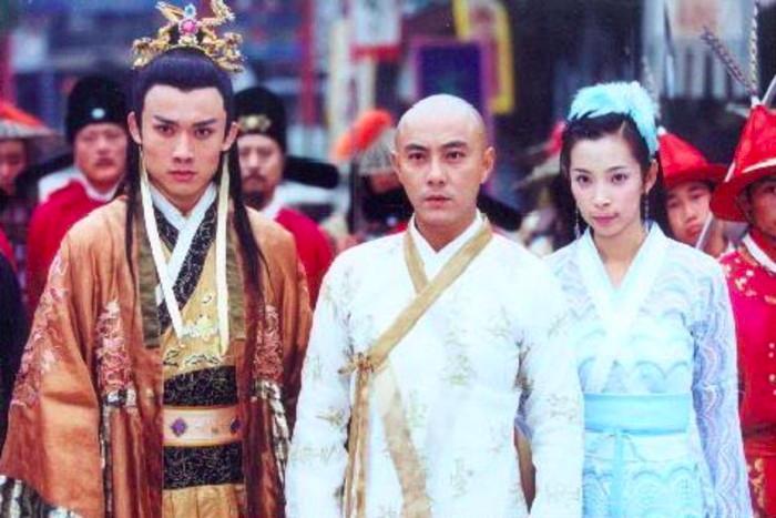 张卫健年轻时合照,来看看年轻时的张卫健