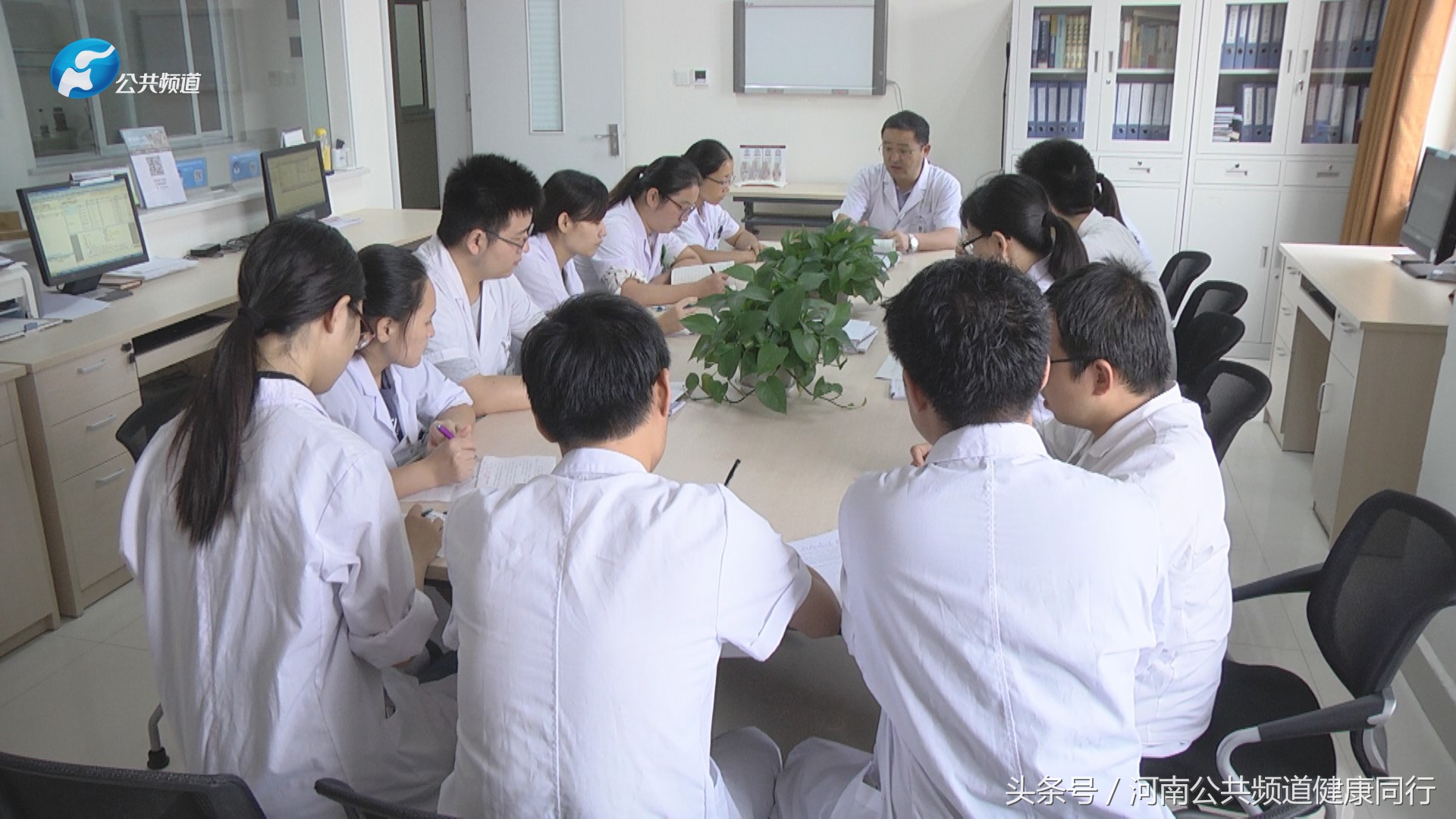 河南中医一附院类风湿专家一览表,风湿骨病患者采访