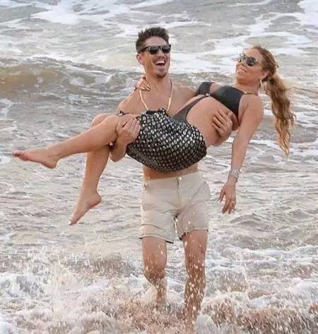 邓紫棋皮裤的解释,邓紫棋新说唱皮裤回击rap