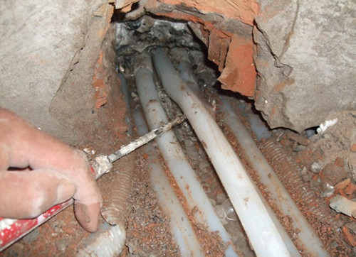 地暖漏水视频,地暖漏水的最佳解决方法