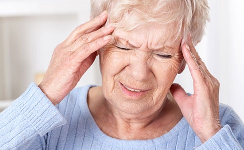 老人高血压头疼怎么缓解,老年人高血压头晕怎么治疗