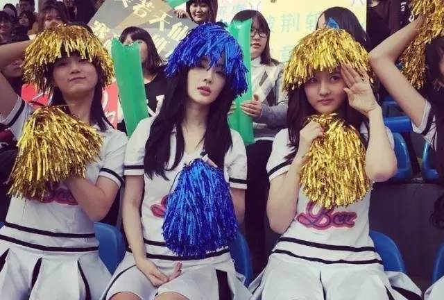 李小璐辣妈风采视频,李小璐逆生长5岁的秘诀