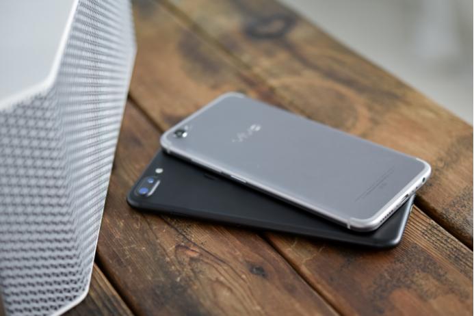 vivo黑色和白色,vivo黑色手机和粉色手机