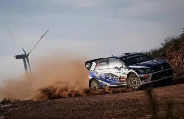 勇者游戏围观者,勇者游戏战术竞技