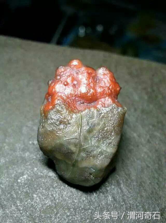 戈壁玛瑙温润如玉,心脏型戈壁玛瑙