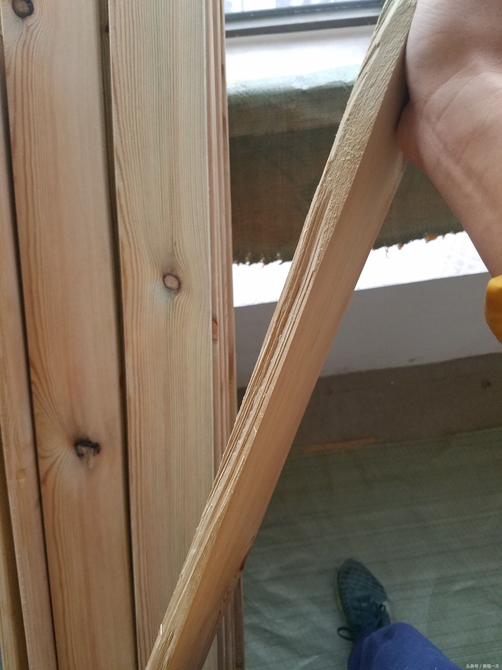 隔墙桑拿板安装,成都桑拿板安装人工费