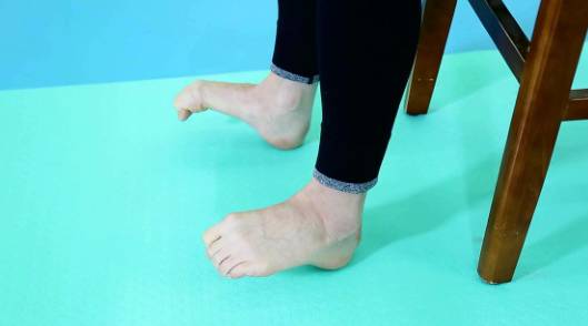 足底筋膜炎康复训练,脚筋膜炎运动康复训练