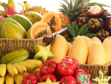 嘴唇干裂多吃哪些水果,嘴唇干裂吃啥水果好