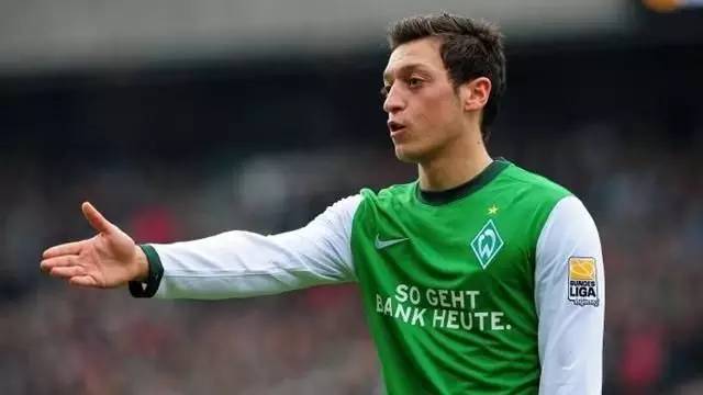 足球如何成为一名优秀的中场,足球十大中场大师