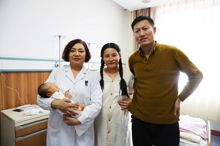 头胎有经验二胎妈妈分娩不要忽视,产妇记录孕育二胎整个过程