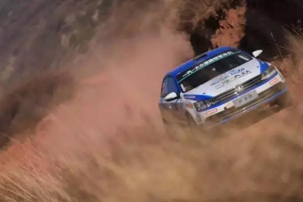 勇者游戏围观者,勇者游戏战术竞技