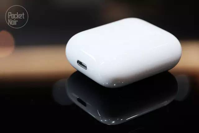 AirPods：头都快甩掉了，还是甩不掉它