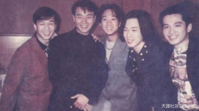 大揭秘黄家驹的不朽传奇,100张照片告诉你黄家驹