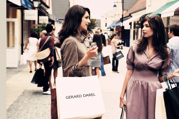 这么冷的天要不要牵我的手情头,这么冷的天还要拿手机