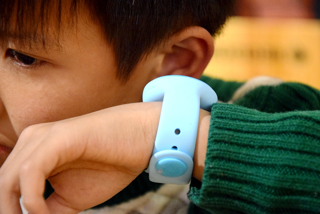 颜值犹在，功能重头布局换来的贴心关怀-米兔儿童手表Q深评