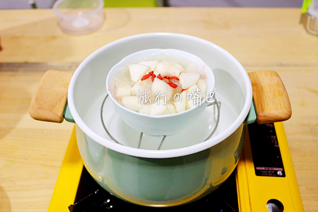 新一轮雾霾来袭，雾霾季润肺食谱之蜂蜜雪蛤炖燕窝