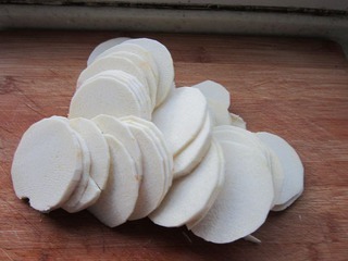 剁椒芋头丸子的做法大全,芋头剁椒蒸排骨湖南做法