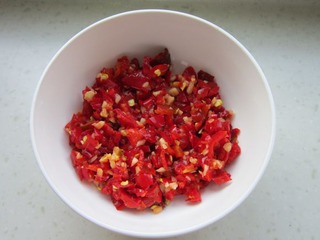 剁椒芋头丸子的做法大全,芋头剁椒蒸排骨湖南做法