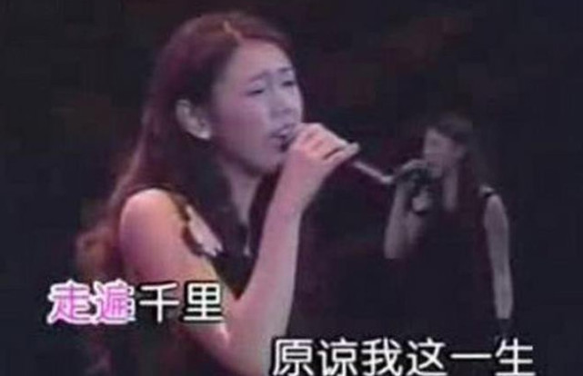 大揭秘黄家驹的不朽传奇,100张照片告诉你黄家驹