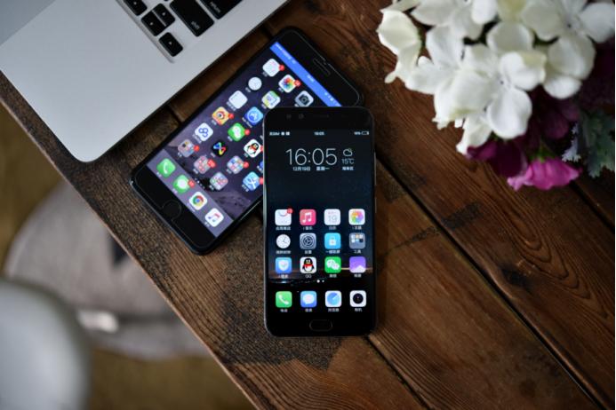 vivo黑色和白色,vivo黑色手机和粉色手机