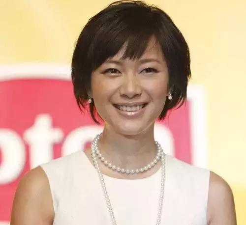 林允的牙怎么又恢复了,林允回应脸型变化她又变脸了吗