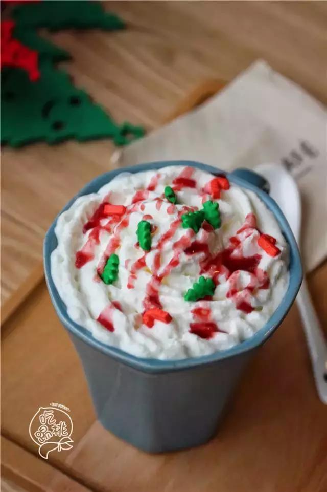 圣诞搞事啊！这杯咖啡竟好喝得我连杯子都吃掉了！