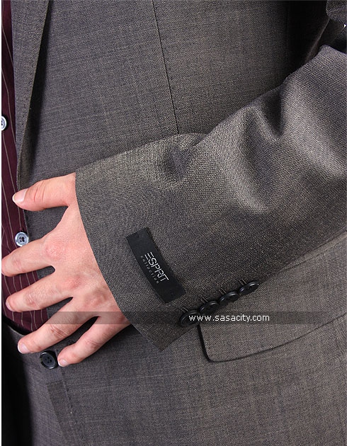 怎么避免穿正装像卖保险的,穿西装怎么才不像卖保险的