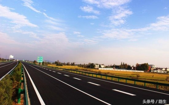 汉武帝时期装备碾压匈奴,汉武帝打匈奴军费