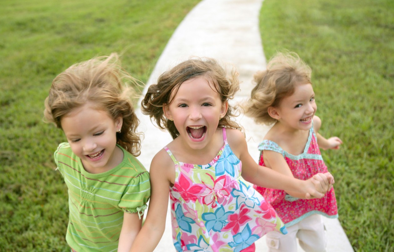 造成儿童斜视的原因有哪些,儿童斜视的成因