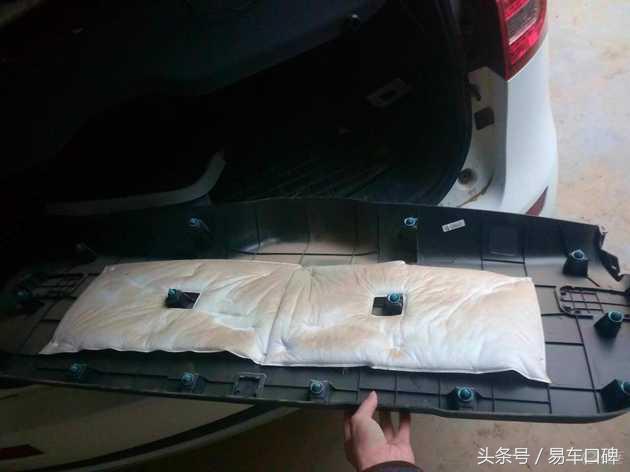 众泰t60后备箱右侧漏水,众泰t600发动机漏水