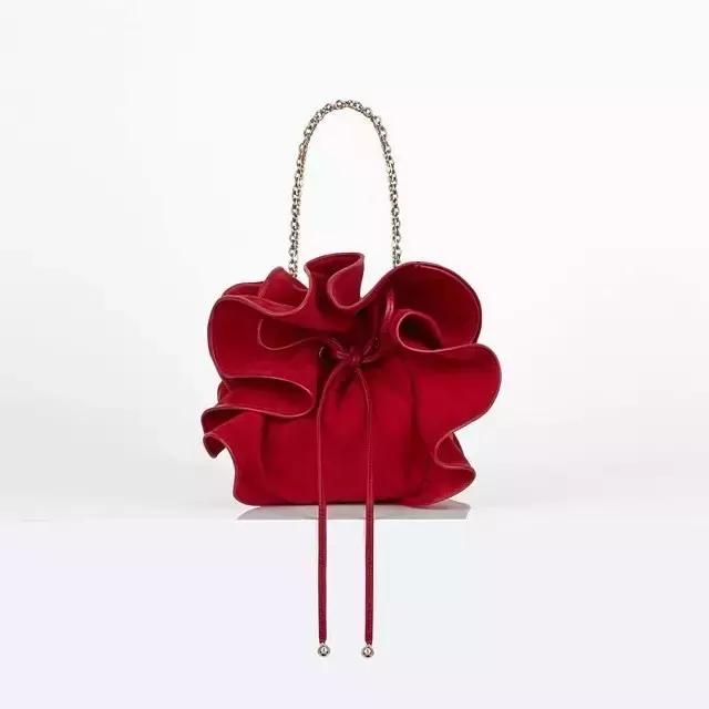 包治百病，我与时髦girl之间只差一枚“麂皮”包了！