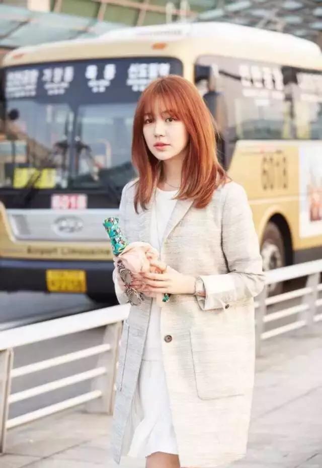 发型真的可以让脸看起来小一些嘛,适合大脸妹的减龄发型