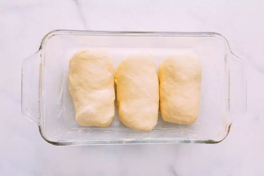 牛奶和酸奶哪个保护胃黏膜,纯牛奶和酸奶保护胃黏膜