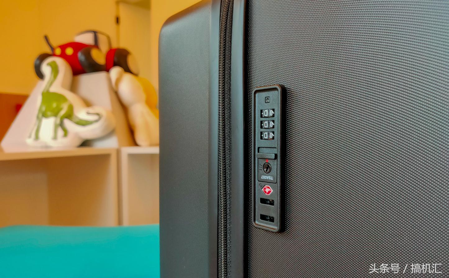 level8行李箱大旅行家,level8行李箱一千多的