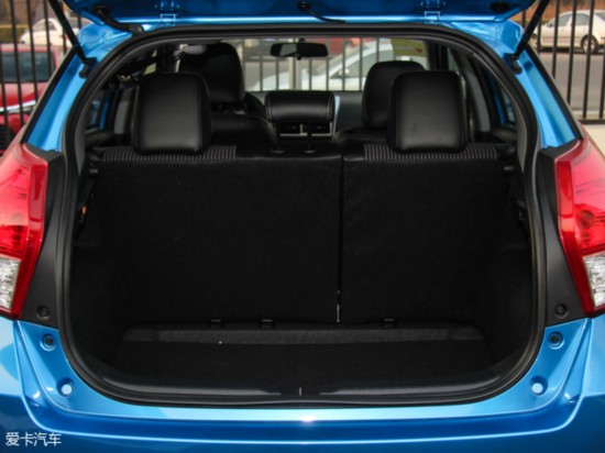 拒绝驾乘老年代步车出行,拒绝老年代步车的人