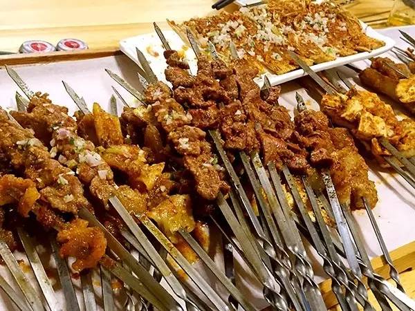 q弹劲道营养美味满满的胶原蛋白,q弹的牛骨髓