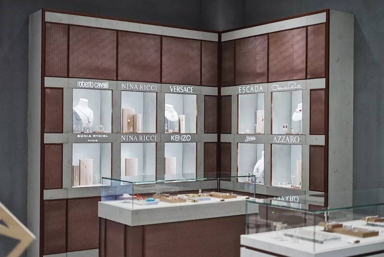 直男们有救了！这13家从未杭州亮相的新店，总有一款圣诞礼物，适合你的女神……