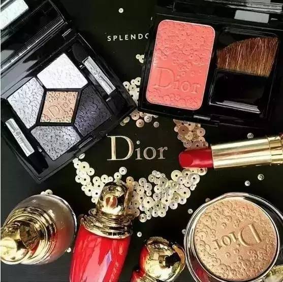 圣诞限量化妆品有哪些,各大彩妆品牌圣诞限定