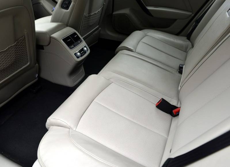 试驾众泰t700自动尊贵,众泰z700手动测评