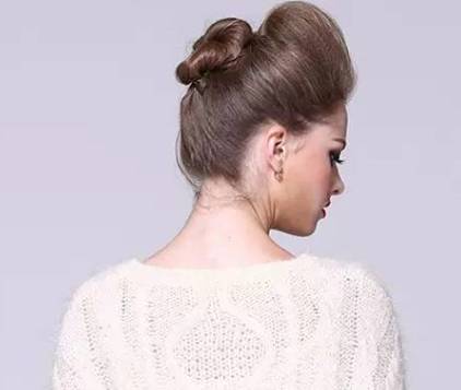 如何清理头发垃圾,如何清理头发上的毛絮