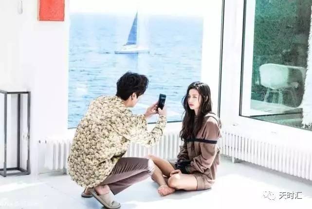 全智贤随便从垃圾桶捡来的衣服，比你一个月工资还高