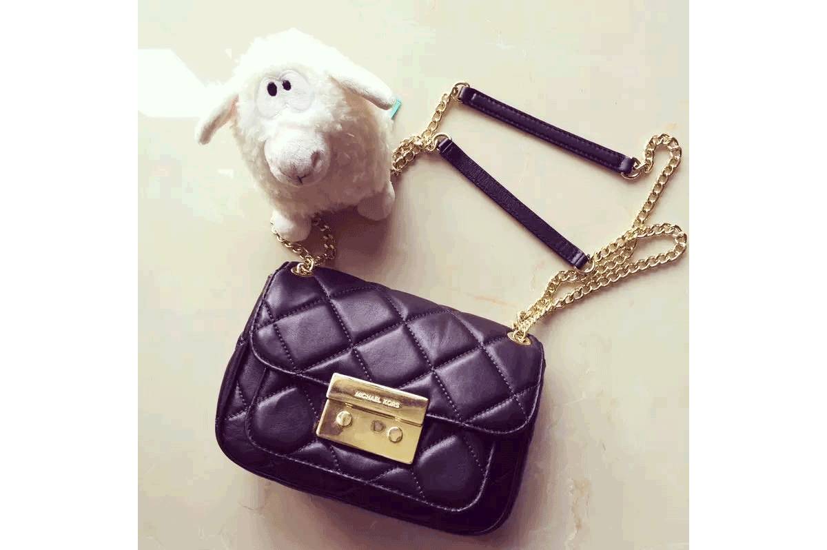 粉丝寄的礼物最后一件太惊喜了,粉丝寄来最想要的礼物